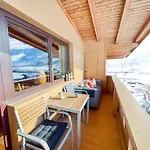 Grosses Panorama Mit Dachterrasse & Suedbalkon Apartment